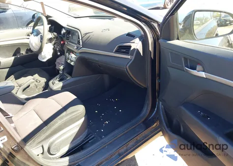 2019 Hyundai Elantra Se z USA, uszkodzony, nr VIN 5NPD74LF6KH443974